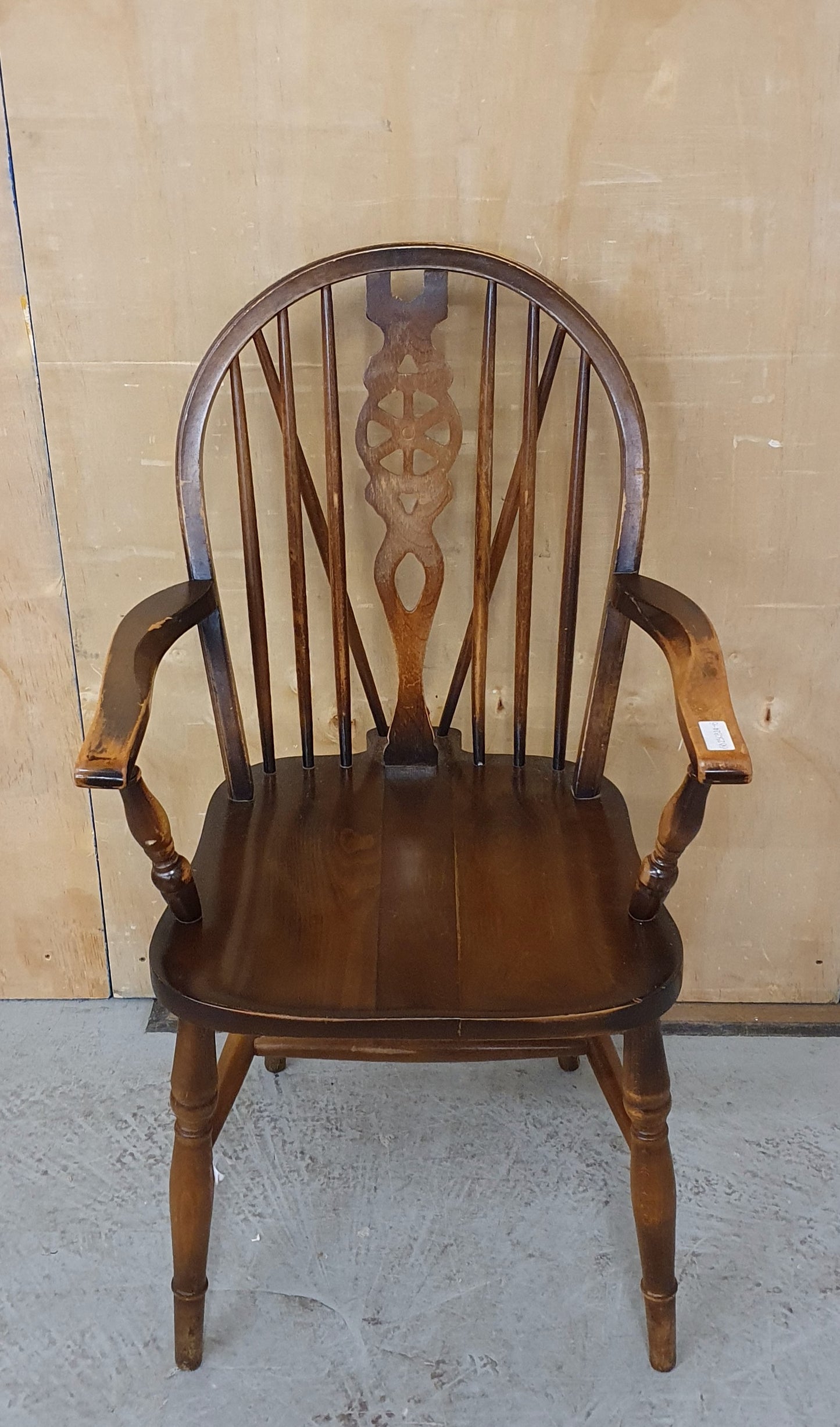 Mahogany Spindle Decorative Back Single Dining Chair with Arms - BB250324-13