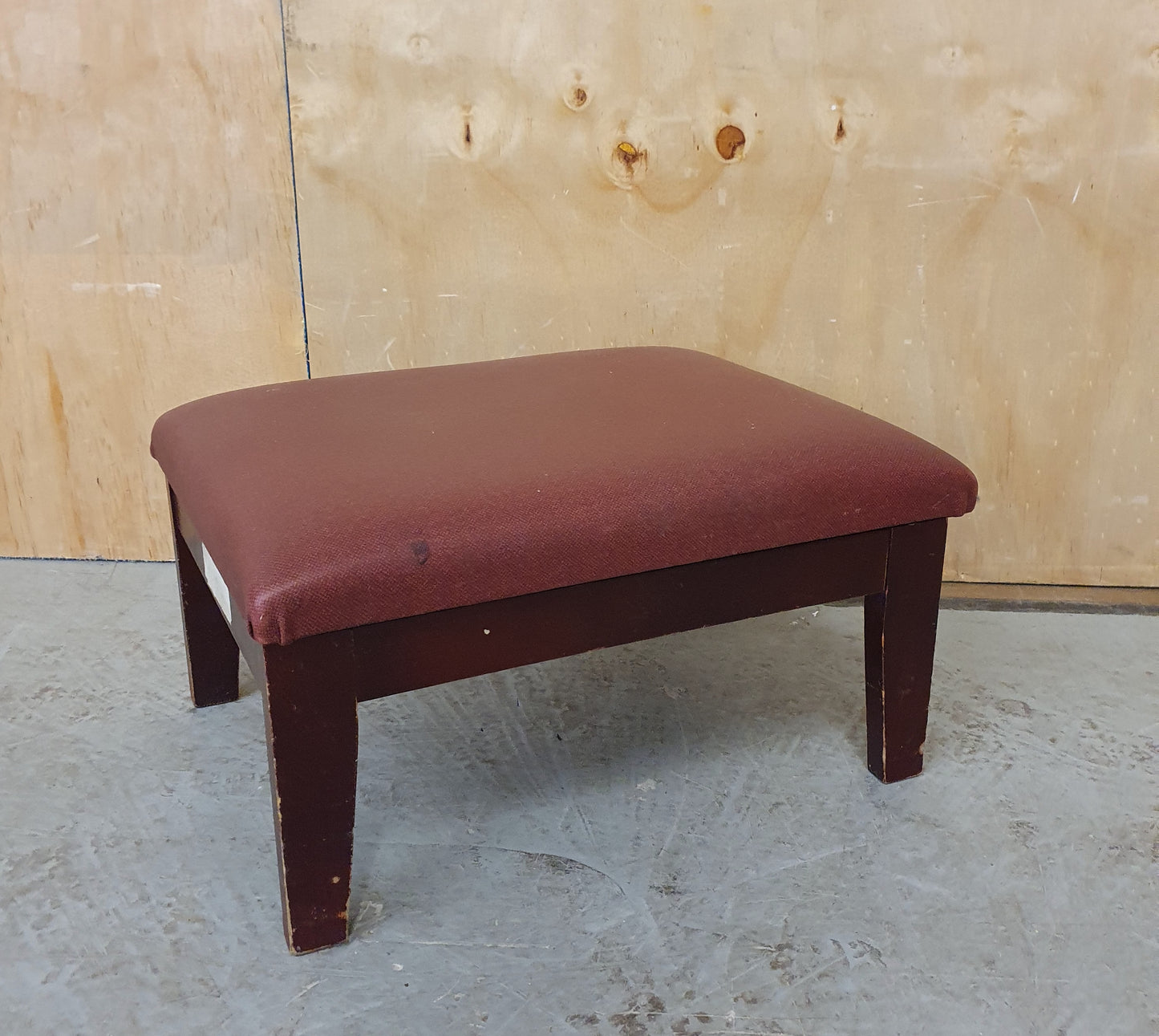 Maroon Vinyl Top Raised Wooden Footstool - EL102907