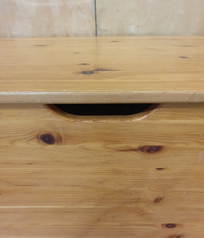 Pine Storage Box - EL104929