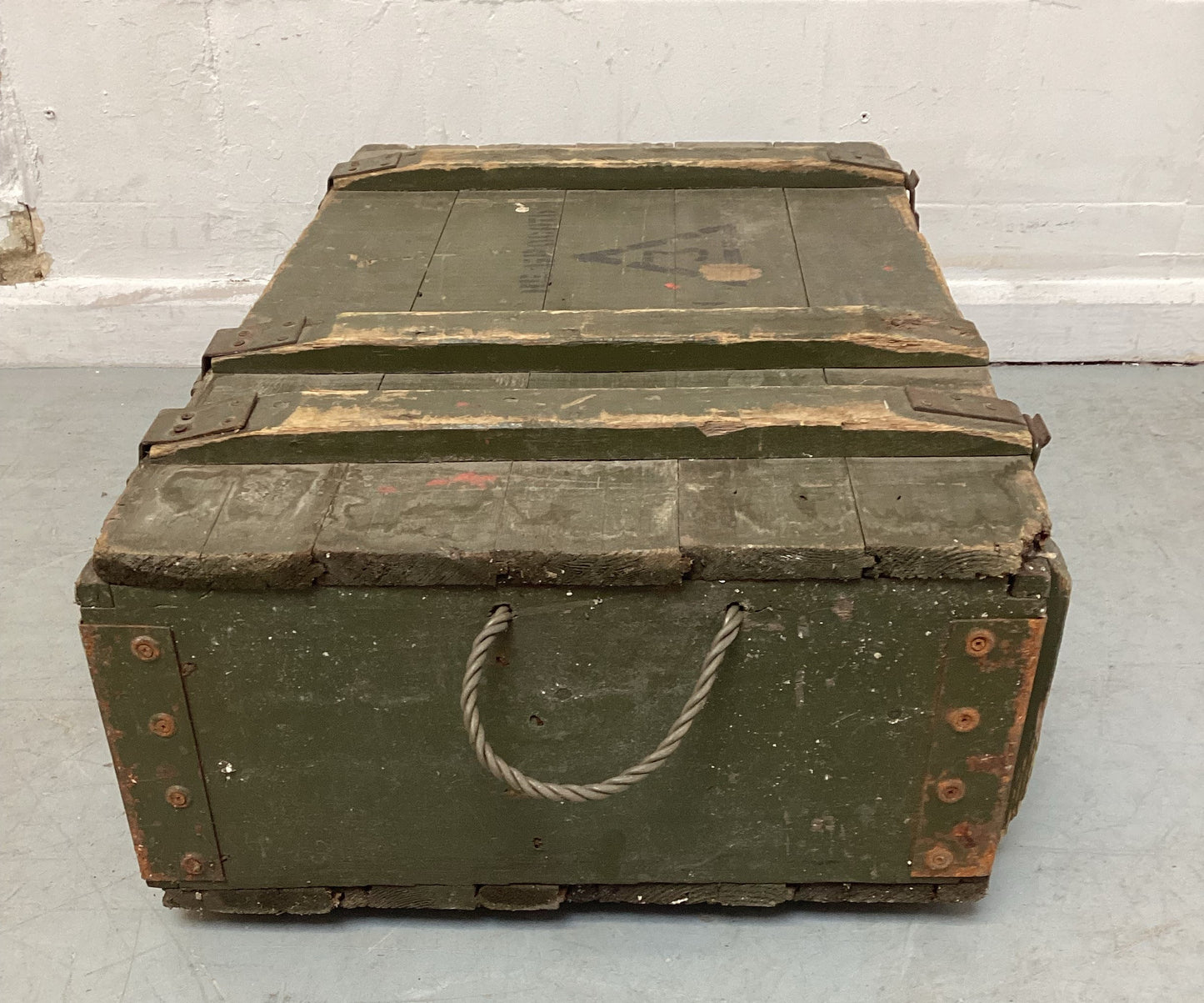 Vintage Green Army Trunk - 290323-04