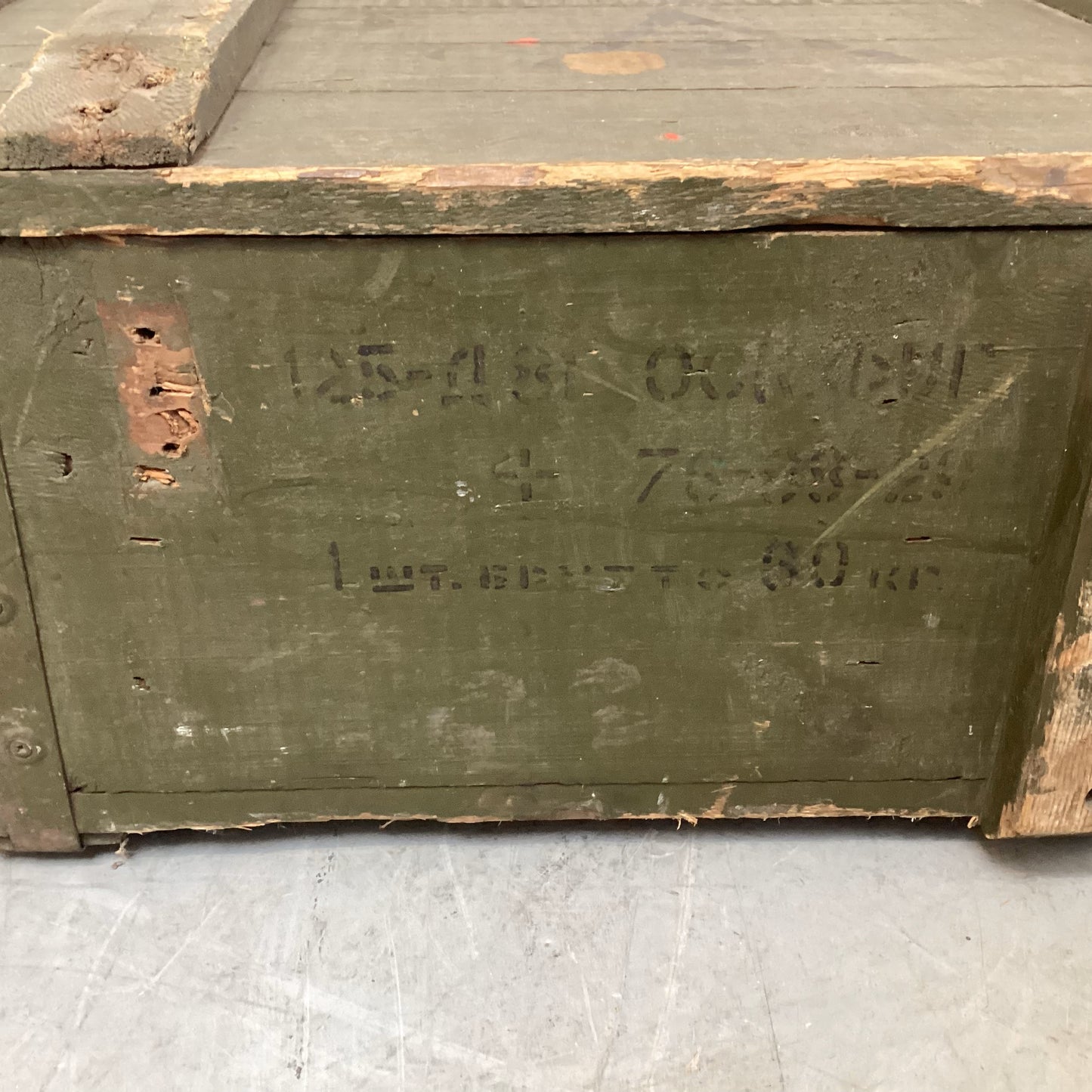 Vintage Green Army Trunk - 290323-04